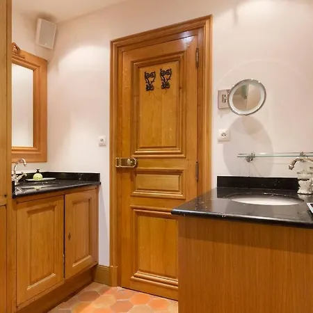 Appartement Saint Paul Le Marais - Hyper Cosy 90m2 - 2 Bdrs *